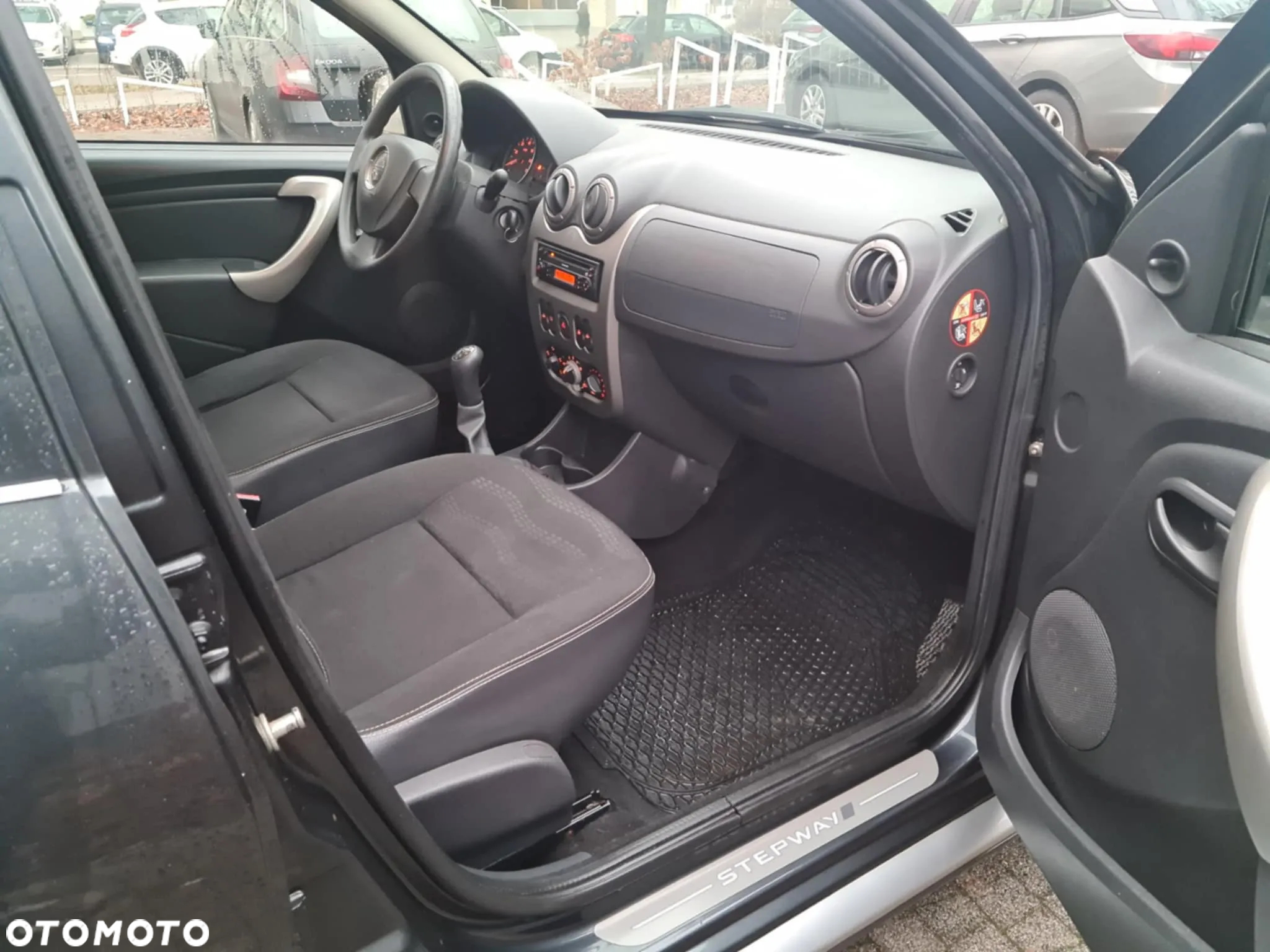 Dacia Sandero 1.6 MPI Stepway - 13