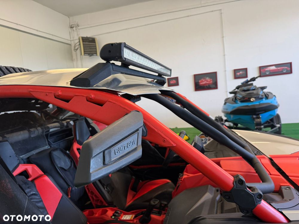 Can-Am Maverick - 14