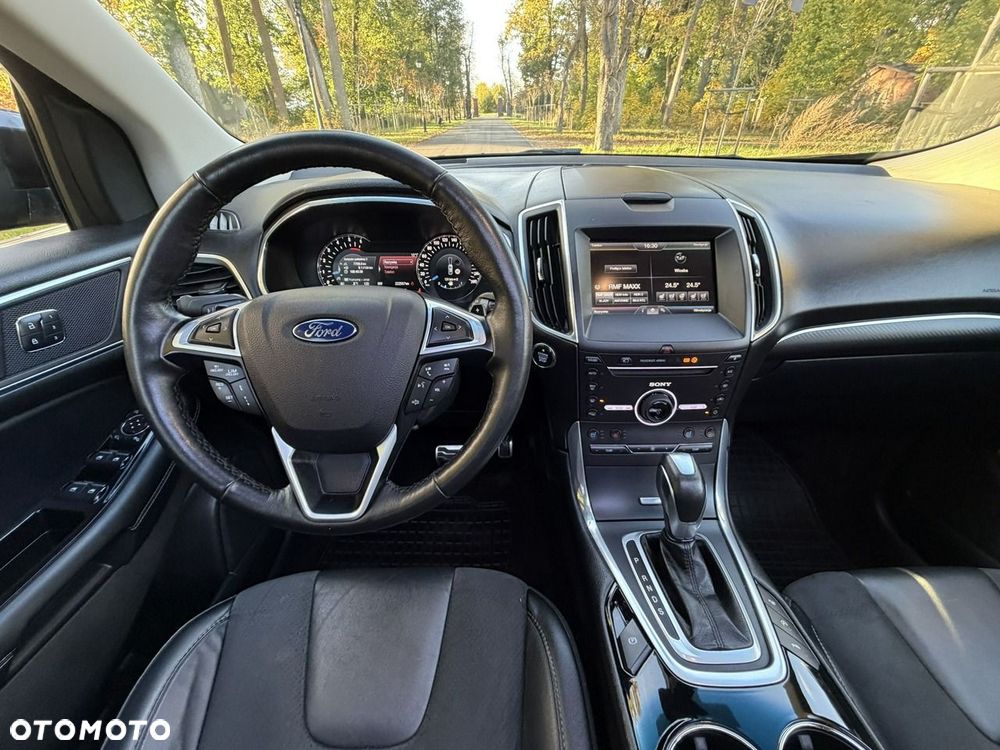 Ford Edge - 36