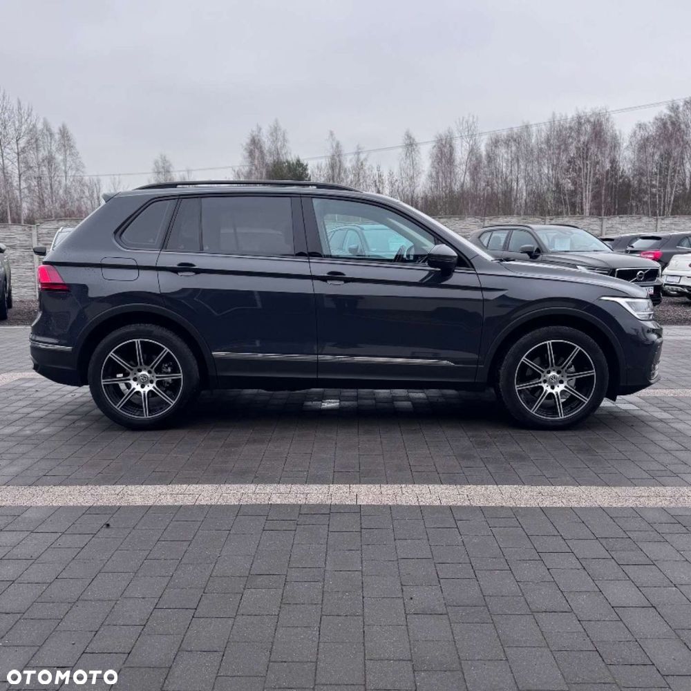 Volkswagen Tiguan - 9
