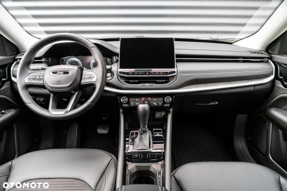 Jeep Compass 1.5 T4 mHEV Altitude FWD S&S DCT - 33