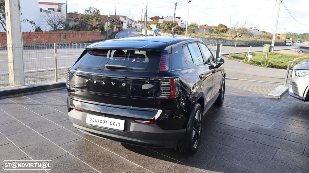 Volvo EX30 51 kWh Single Motor Black Edition - 14