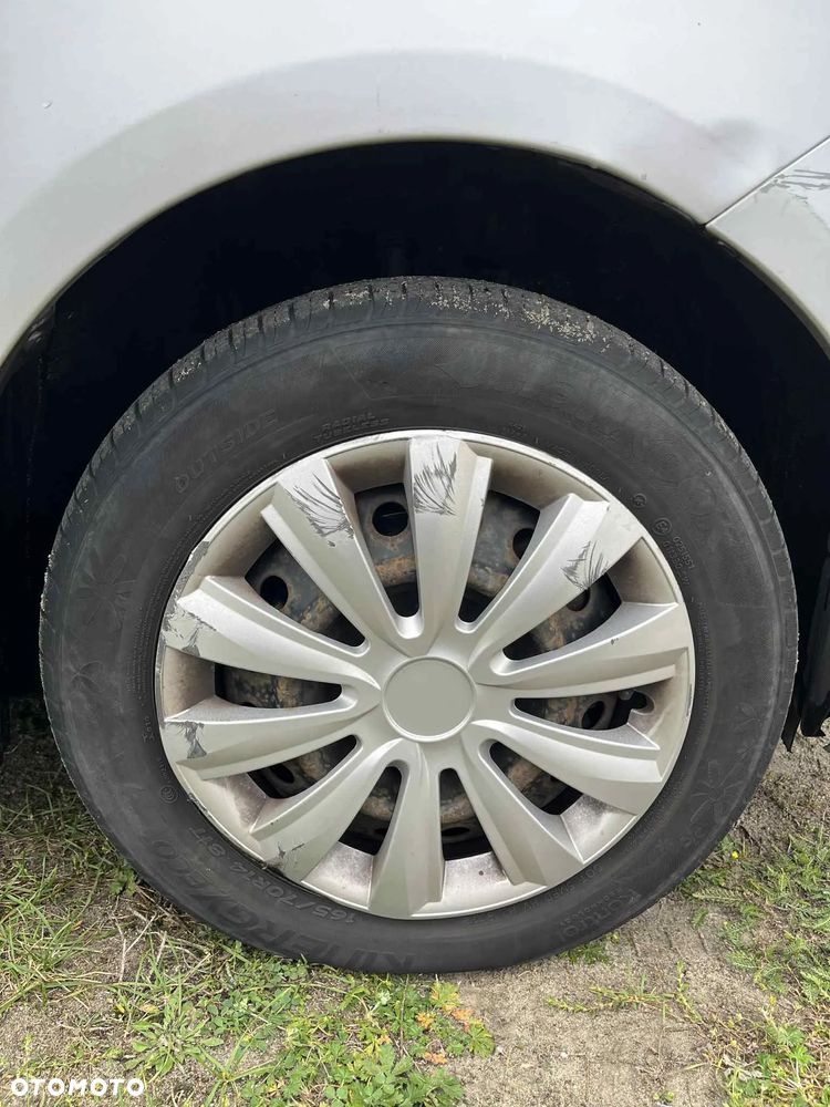 Toyota Yaris 1.4 D-4D Luna - 29