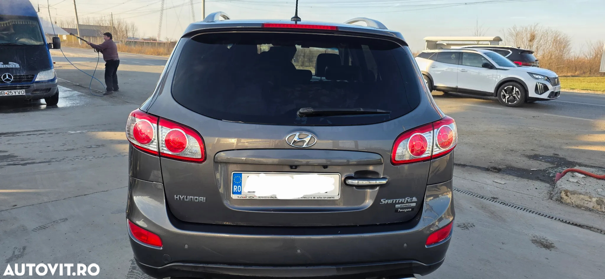 Hyundai Santa Fe - 3