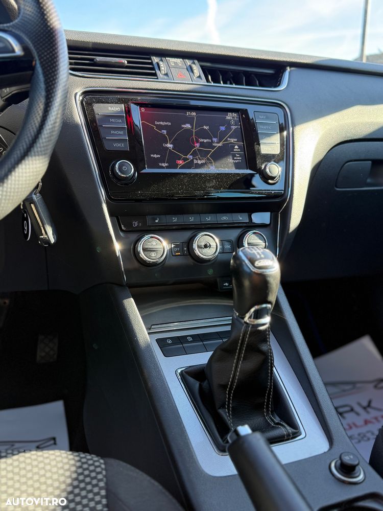 Skoda Octavia 1.6 TDI Green tec Edition - 10