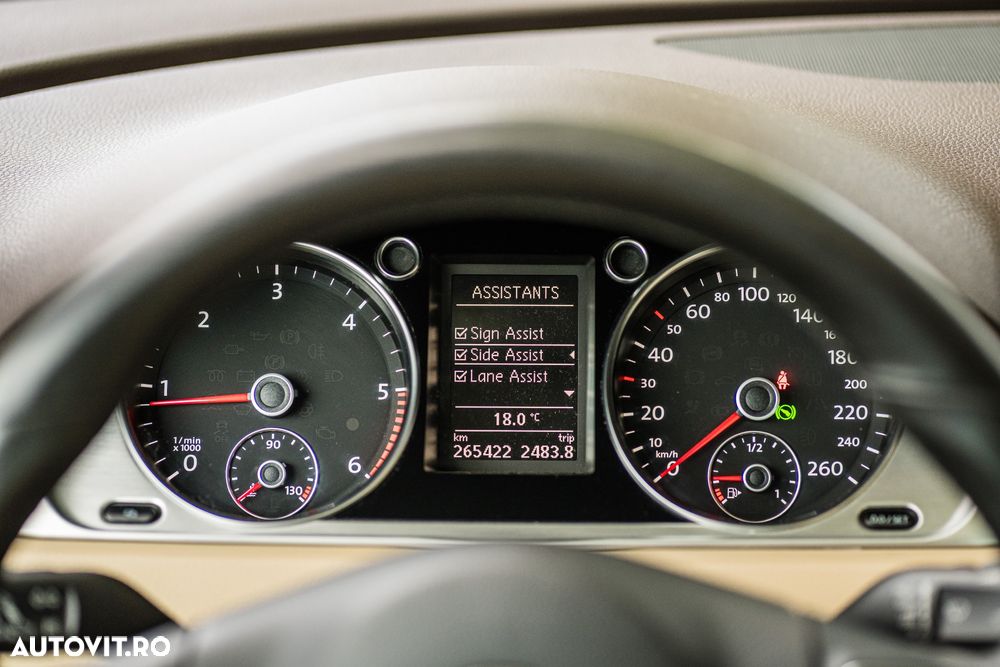 Volkswagen Passat - 5