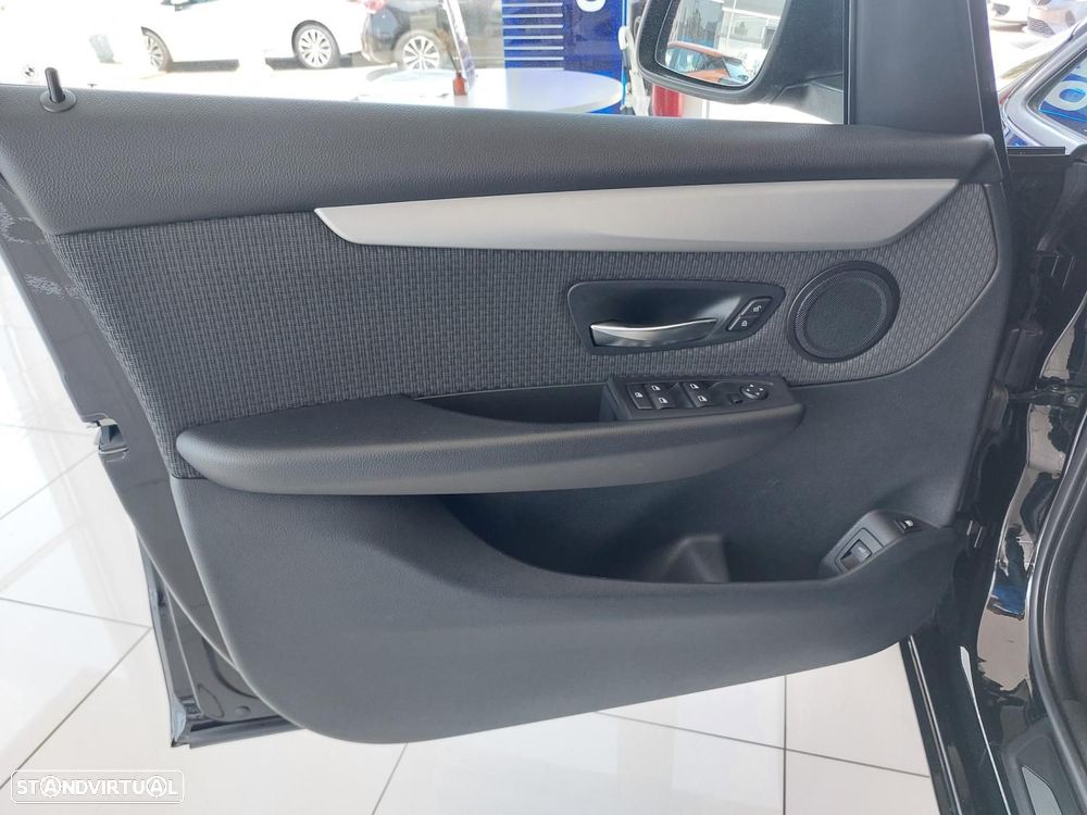 BMW 225xe Active Tourer Advantage - 15