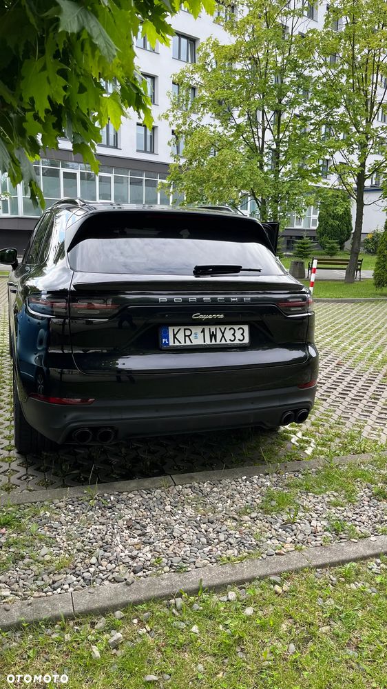 Porsche Cayenne E-Hybrid - 2