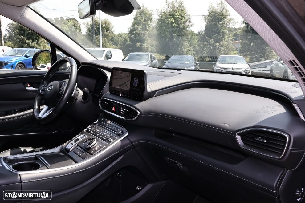 Hyundai Santa Fe - 16