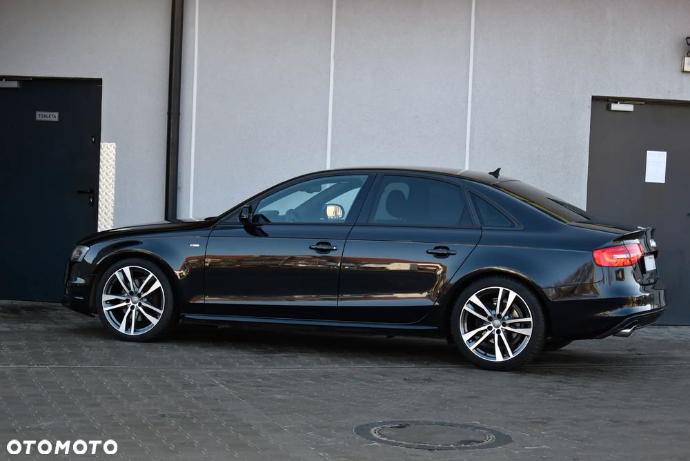 Audi A4 Limousine - 4