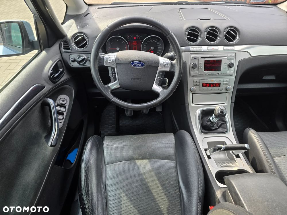 Ford S-Max - 7
