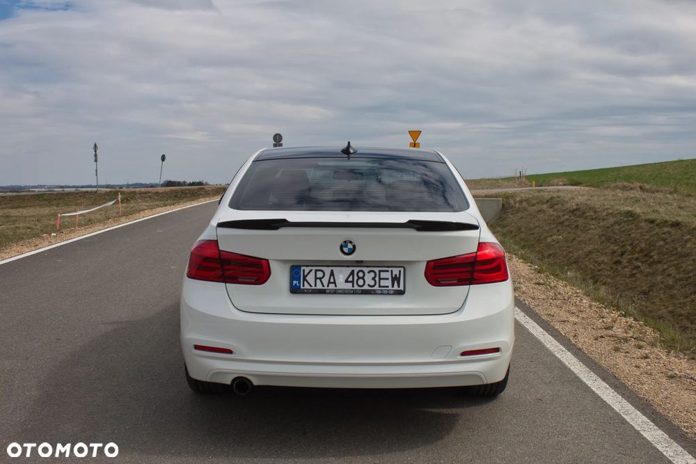 BMW Seria 3 320i xDrive Edition Luxury Line Purity - 5