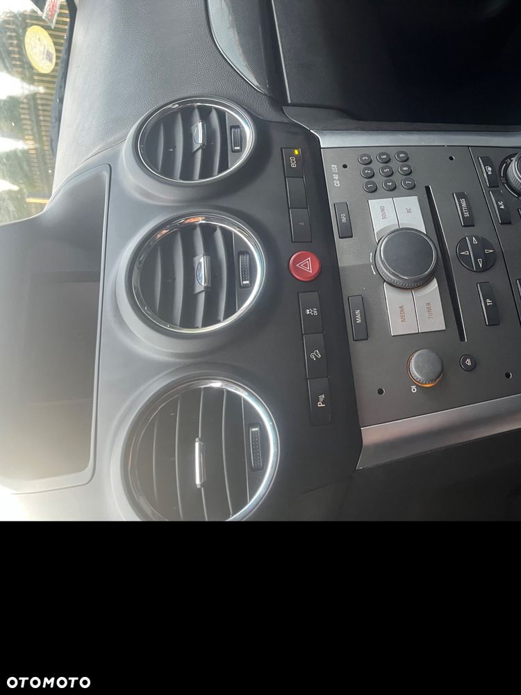 Opel Antara 2.2 CDTI Cosmo - 9