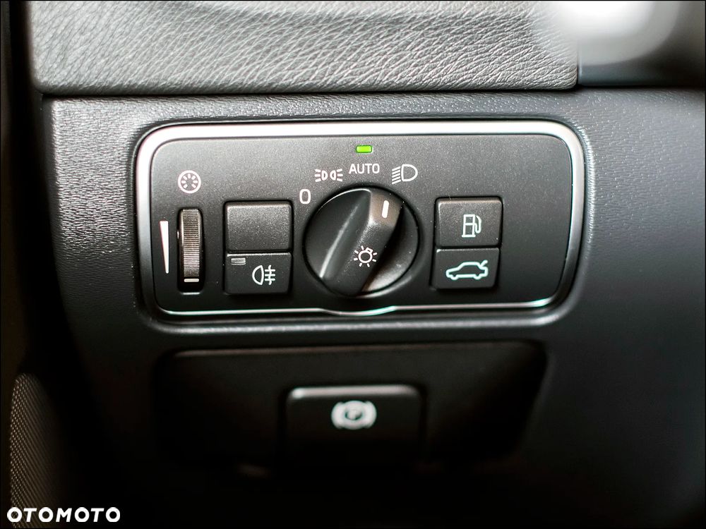 Volvo V60 D3 Geartronic Business Edition - 30