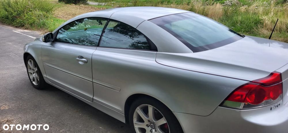 Volvo C70 2.0D Momentum - 12