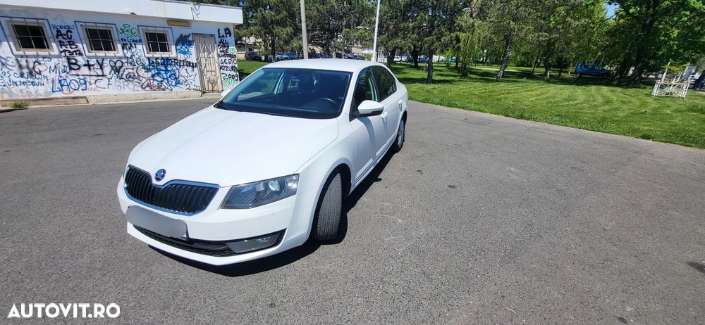Skoda Octavia 2.0 TDI Style - 3