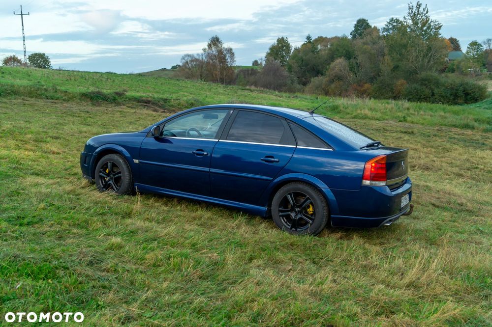 Opel Vectra 1.9 CDTI Sport / GTS - 17