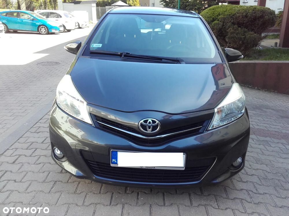 Toyota Yaris - 4