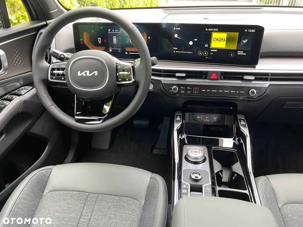 Kia Sorento 1.6 T-GDI HEV L 7os - 25