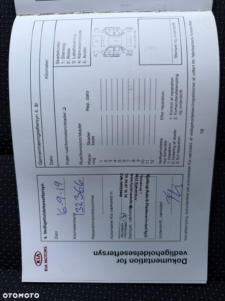 Kia Carens 1.7 CRDi XL 7os - 37