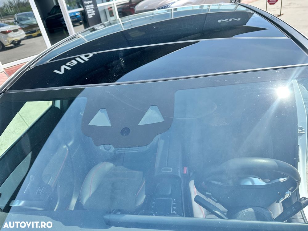 Mercedes-Benz CLA 220 - 12