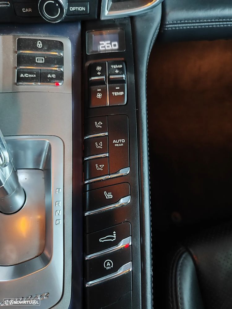 Porsche Panamera Platinum Edition - 32