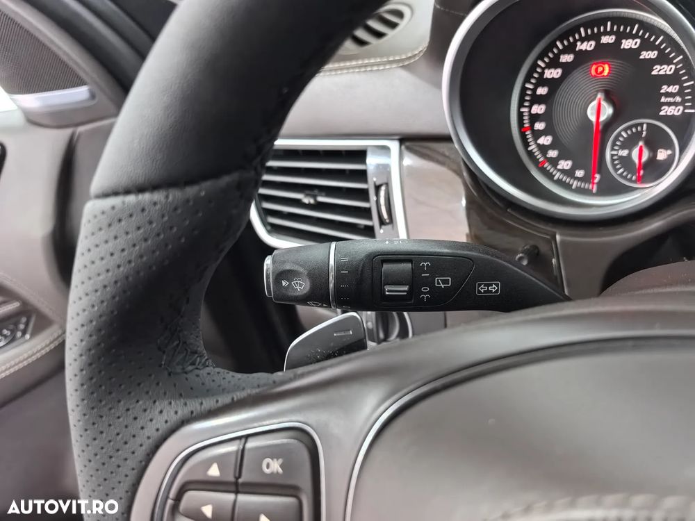 Mercedes-Benz GLS - 19