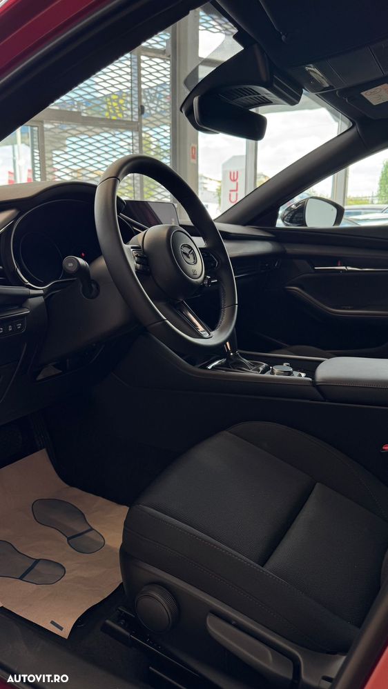 Mazda 3 e-Skyactiv G140 AT MHEV Homura - 9