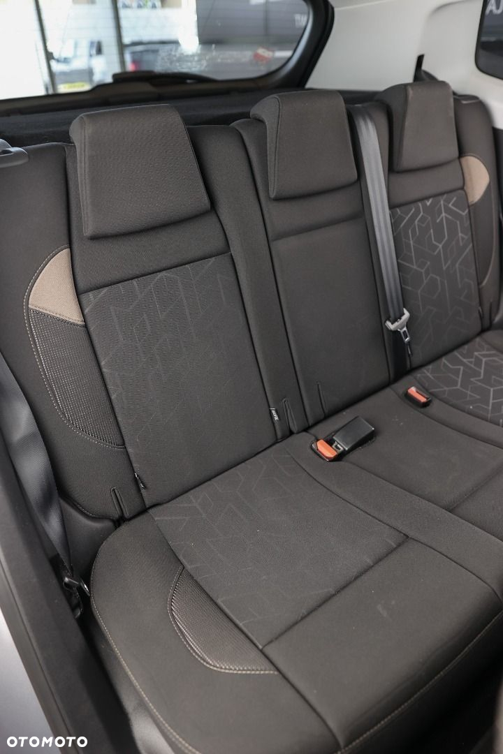 Peugeot 2008 - 36