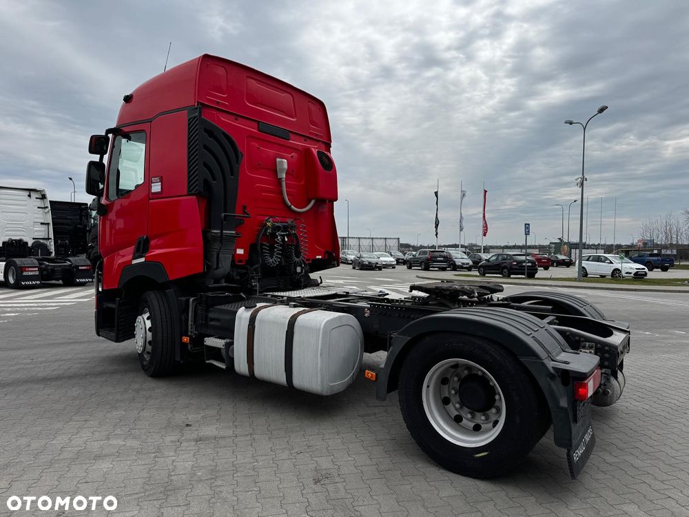 Renault T460 Sleeper Cab - 4