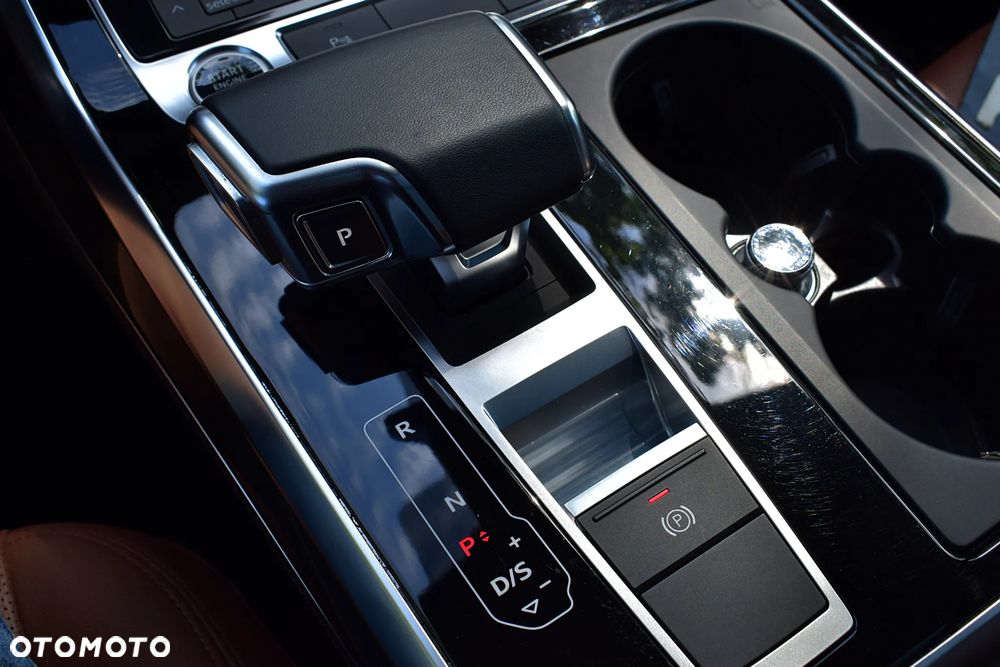 Audi Q7 55 TFSI mHEV Quattro Tiptr - 28