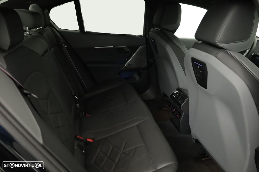 BMW i5 xDrive40 Edição Desportiva M - 28