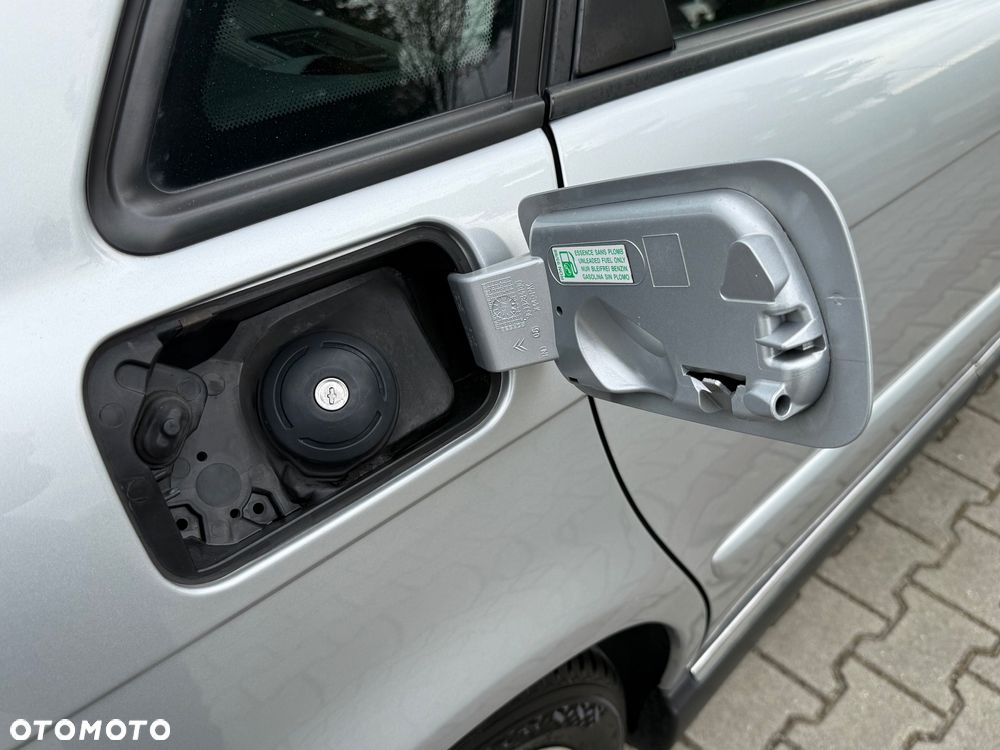 Citroën C5 II 1.8i 16V - 22