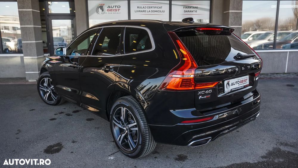Volvo XC 60 D5 AWD R-Design - 34