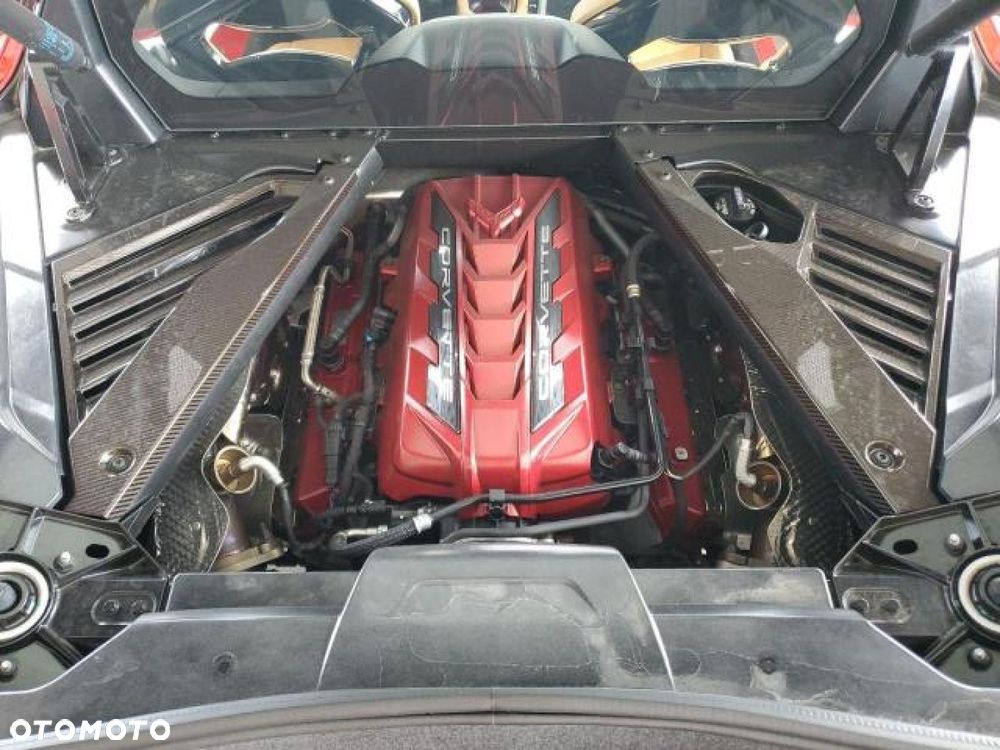 Chevrolet Corvette - 4