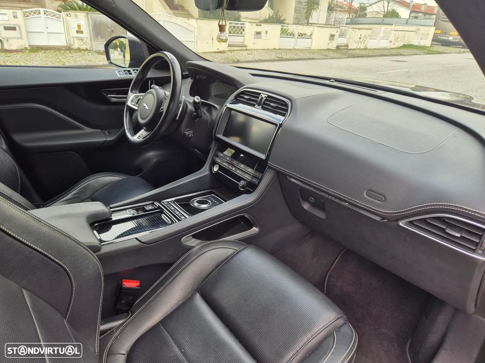 Jaguar F-Pace 2.0 i4D R-Sport Aut. - 9