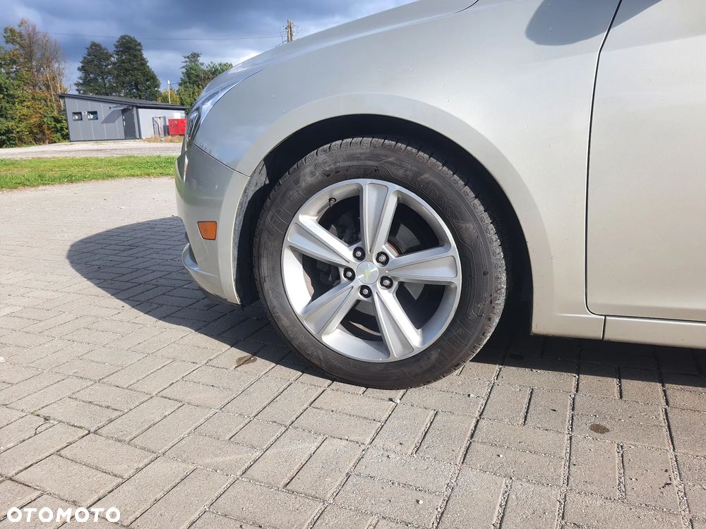 Chevrolet Cruze 1.4 T LTZ - 19