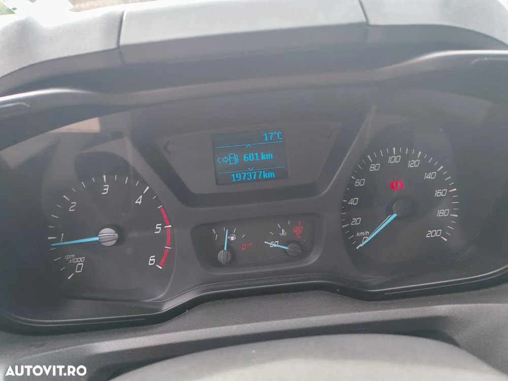 Ford Transit Custom - 6