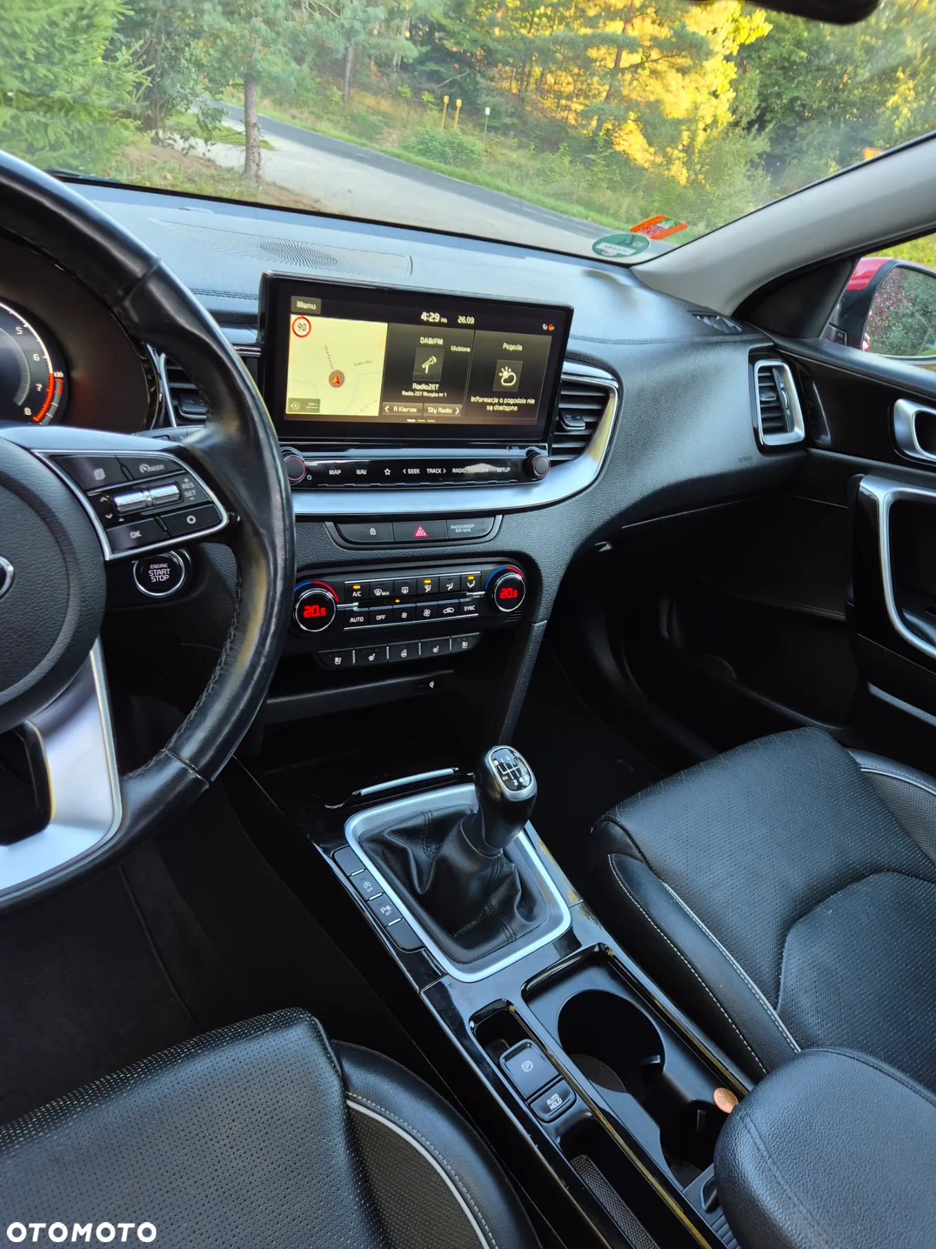 Kia Ceed SW 1.4 T-GDI OPF Platinum Edition - 24