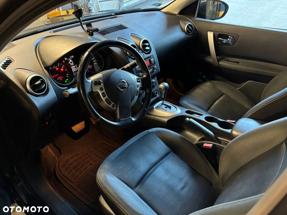 Nissan Qashqai - 9