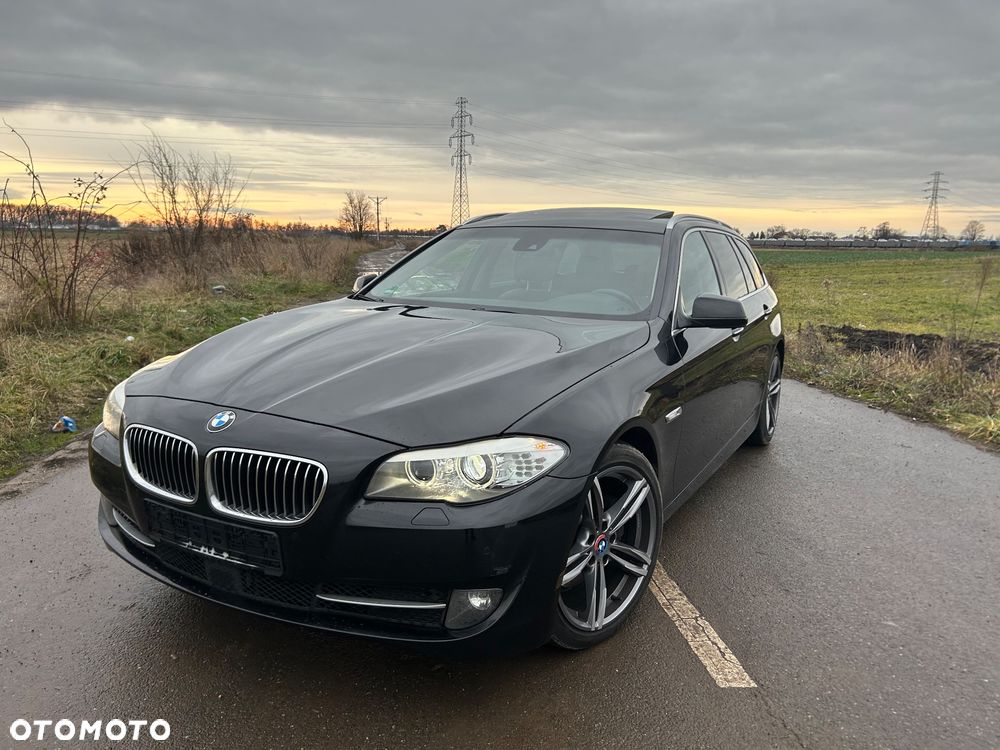 BMW Seria 5 520d Sport-Aut - 3
