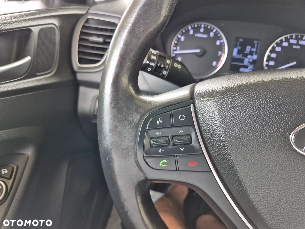 Hyundai i20 - 15
