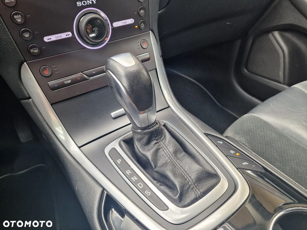 Ford S-Max 2.0 TDCi 4WD Titanium PowerShift - 25