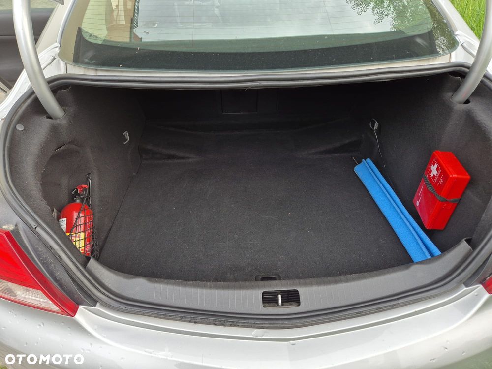 Opel Insignia - 13