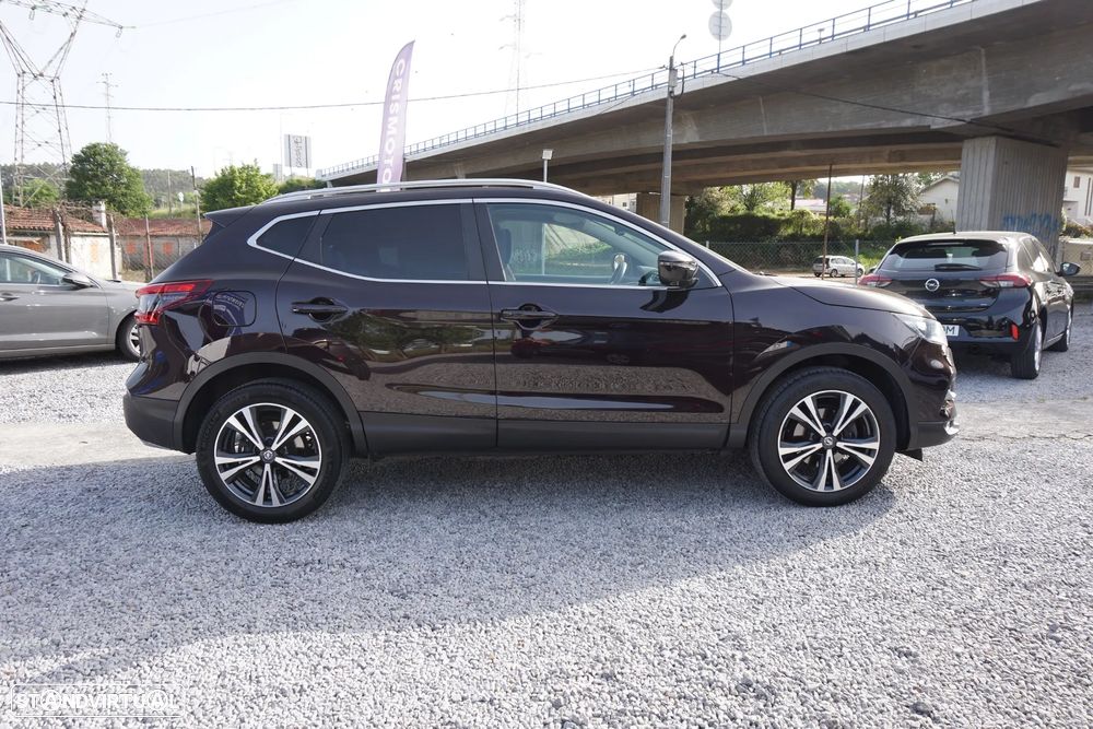 Nissan Qashqai 1.6 dCi Xtronic N-Connecta - 8