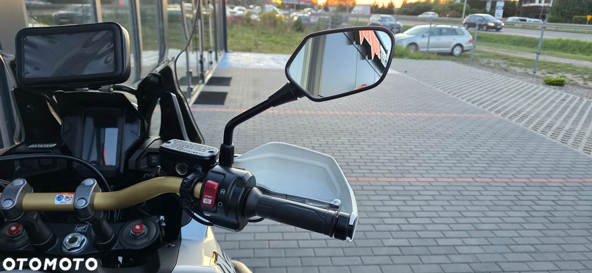 Honda CRF - 7