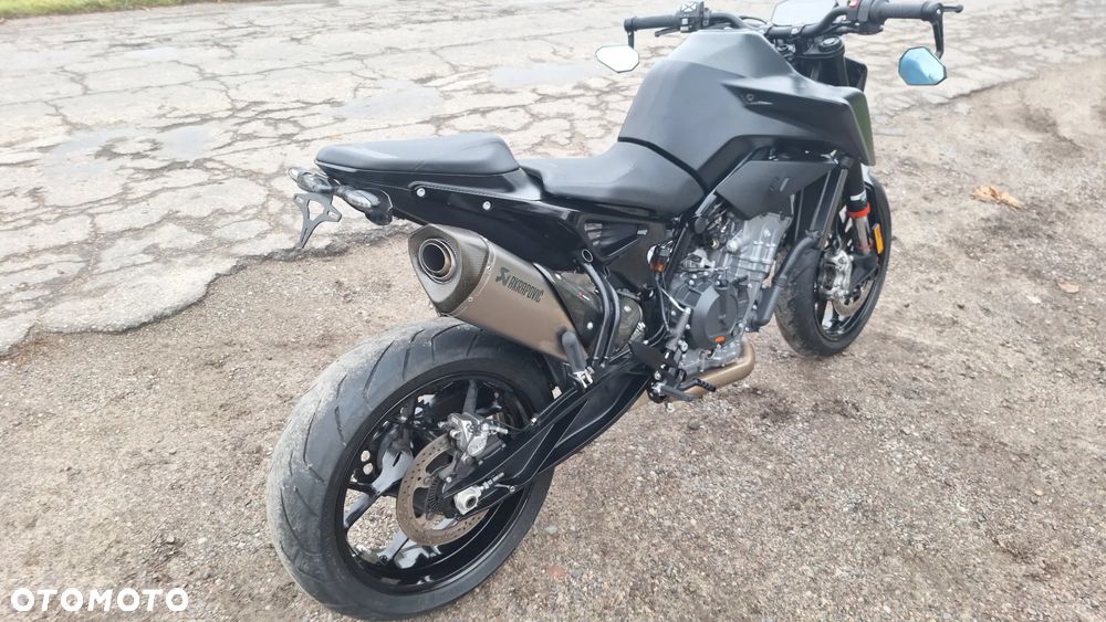 KTM DUKE 890 - 30