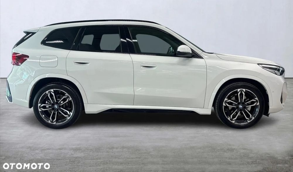 BMW X1 sDrive18i sport - 8