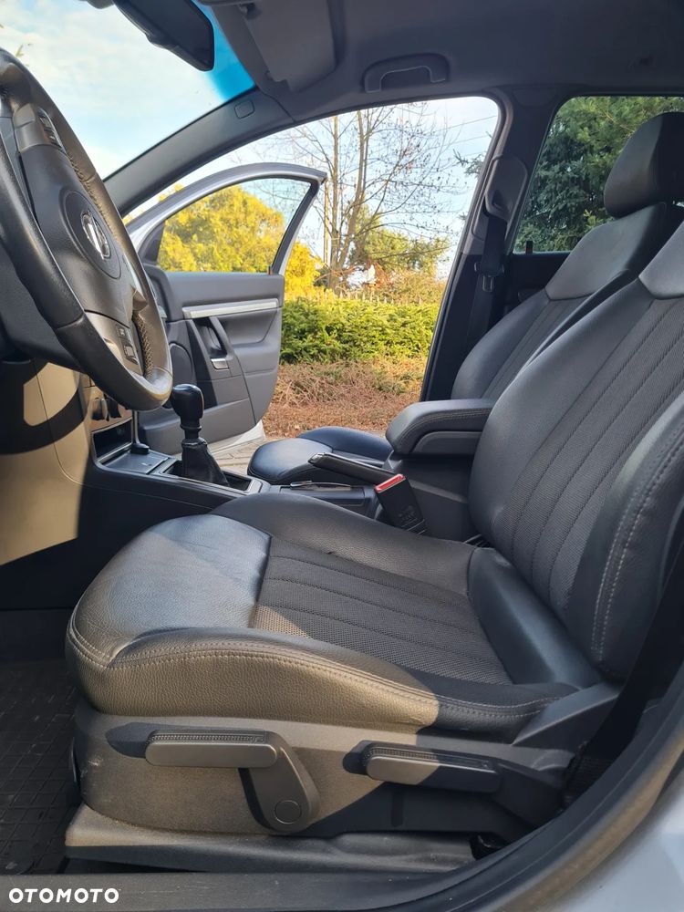 Opel Vectra 1.9 CDTI Edition - 21