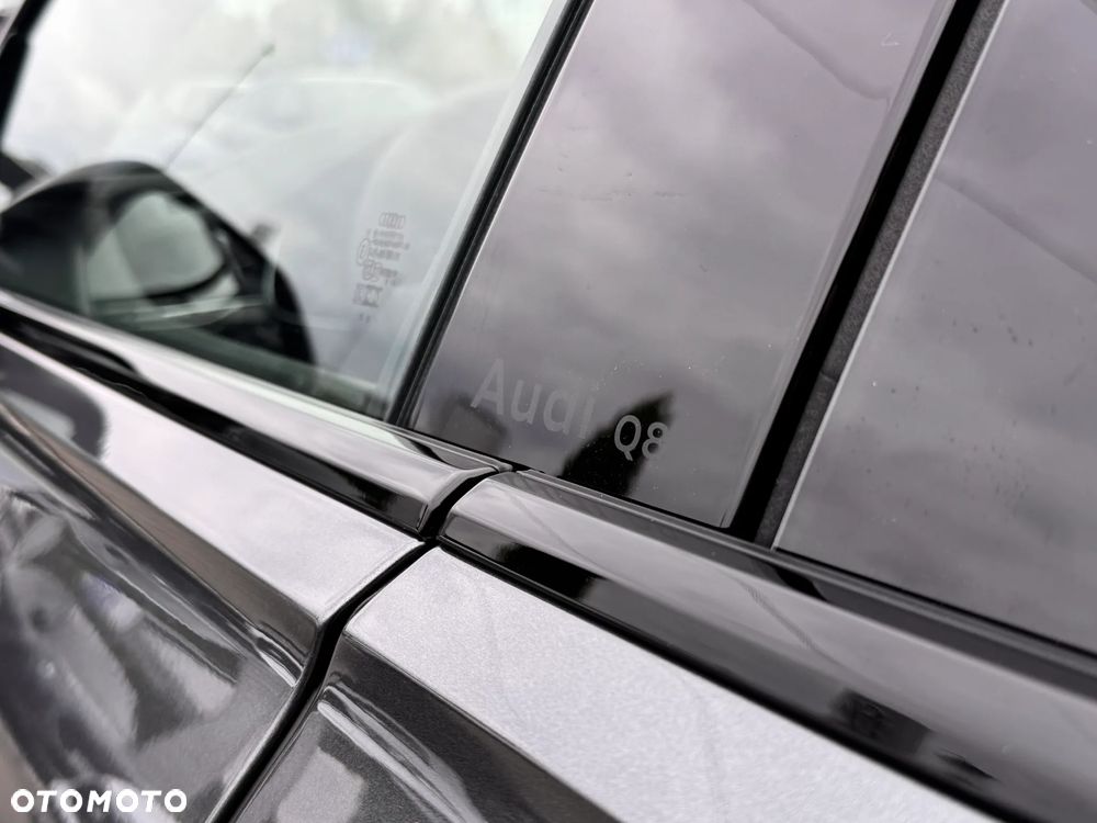 Audi Q8 TFSI e PHEV 360 kW Quattro Tiptronic - 8